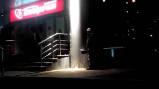 Бухой азиат обоссал ТЦ 