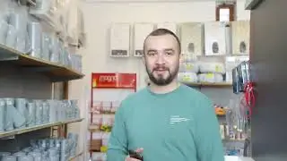 Yeni açılmış inşaat malları mağazası ( reklam çarxı )