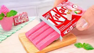 🍫🍓 KITKAT STRAWBERRY CAKE 🍓 So Sweet Miniature Kitkat Pink Ruby Chocolate Cake Decorating Idea