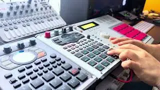 MPC 2000 making beats! Sampling Late 60s Jazz