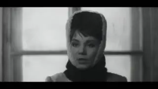 Перед этим ничтожеством я унижаюсь битый час!