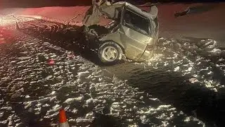 ВАЗ разорвало на части в страшном ДТП с Бензовозом на трассе в Пермском крае
