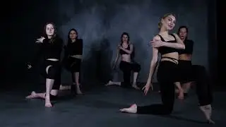 Нежный танец на базовых движениях.