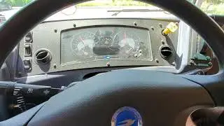 2017 Blue Bird Vision with Cummins 5.0L v8 start up and idle.
