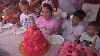 Barbika 5. szülinapja - AVREC STUDIO Video