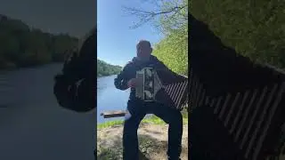 Маруся,.