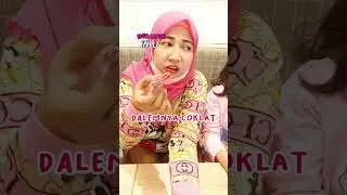 Makan Makanan Sesuai Warna Baju Pink Makan Oreo Blackpink Yang Lagi Viral | derasfhi family 