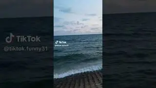 moment ketika murid SD di sekolahnya ada mengadakan suntik,murid SD bi lek: