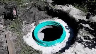Ввод в дом воды из скважины.