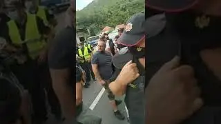 ПОЛИЦИЈА БЛОКИРАЛА ИЗЛАЗ ИЗ НИКШИЋА