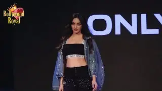 Sonakshi Sinha,Ranveer Singh, Kiara Advani, Jim Sarbh Launch The ‘AW ‘18’ Collection On Ramp Part-1