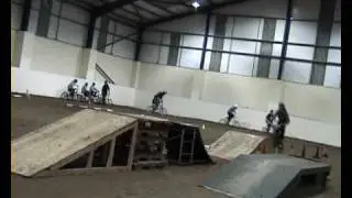 APACHI RACING INDOOR BMX TRAINING SESSION 24.02.09