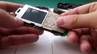 Motorola C261 Disassembly, Repair, Replacement, Unscrewing the phone from 2006