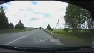 Машину разорвало пополам в массовом ДТП