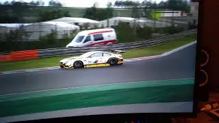 BMW M6, avec BENTLEY blanc pain