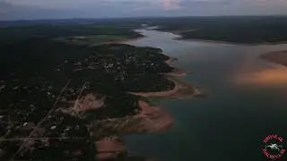 Drone filma o condomínio Lago dos Cisnes e a represa de Três Marias em Felixlandia MG