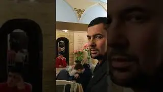 Будущее поколение апельсин с успешным бизнесменом