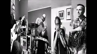 kalamazoo blues band / living with the blues
