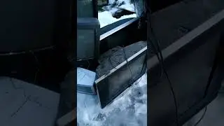 Куча импортных телевизоров.