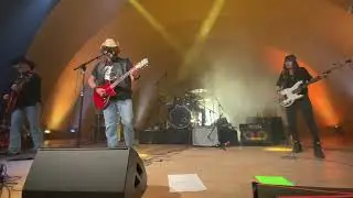 Jackson Taylor & The Sinners “Blue Agave”