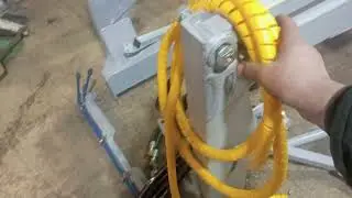 помошник.. кун на втз 2048..с Челюсным ковшом..