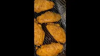 DRUMS or FLATS | Which Team are you Claiming #shorts #wings #chicken