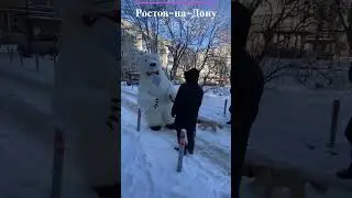 Утро. Мороз. Солнце. Мишка Умка поздравляет с Днем рождения 