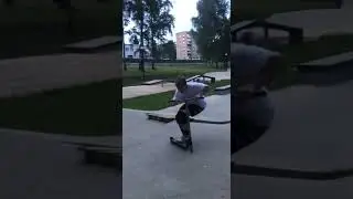 New trick💘📈#r#automobile #rampstroyhouse #самокат #scooter #scootering #sports #sport #skate #трюки