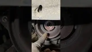 What happens if the crankshaft pulley bolt is tightened incorrectly (Astra H Z16XER)