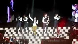 Olly Murs falls over during A Town Called Malice! - Cardiff 26/03/13