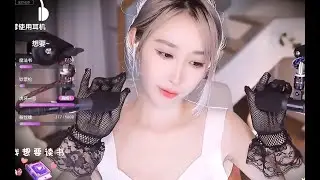 ASMR|Beauty play ASMR like this, too sexy