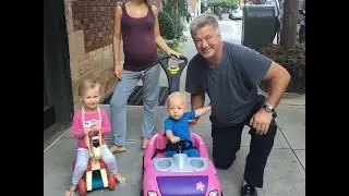 58-летний Алек Болдуин стал отцом в четвертый раз