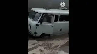 Размыло трассу после дождя😱😱😱