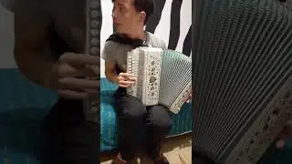 Илья Хватков поливает