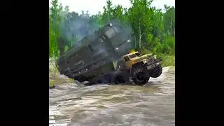 EPIC MOMENT HEAVY LOAD TRUCK ON EXTREME RIVER