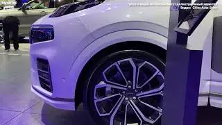 Названы цены на флагманский кроссовер Lynk & Co 09 в Китае