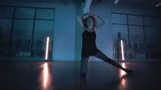 Eminem feat. Rihanna-Frame Up Strip хореография