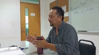 Repasó Varias Estructuras en Inglés, Simple Present, Perfect, Modals, Used to, etc.