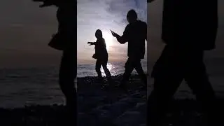 Сочи , дурачимся... 🌅Я и внучка)