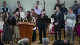 Пение - Слышна в мире весть о том повсюду