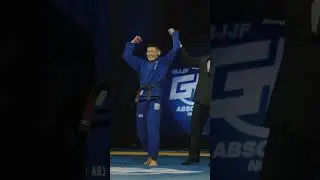 Zach Kaina defeats Shane Jamil Hill at the IBJJF Grand Prix