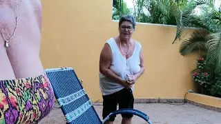 Mentos, Coke & Fungrannies Mixed !!