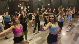 VAI NO SAMBÃO - Parangolé