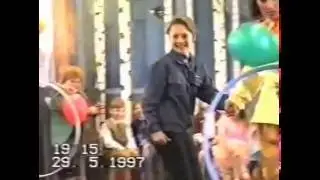 Вот как надо! Дунула так дунула!