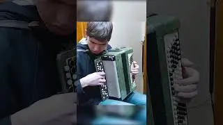 Дал Жару на стареньком баяне Тула терочка После ремонта Студенческие таланты