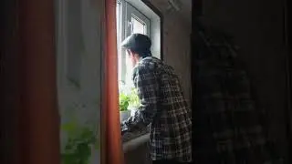 Мама приехала.
