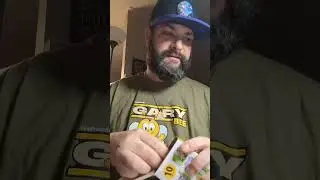 Veefriends Mini Figures Box Opening! #veefriends @tarheelwillssportscards #beardedrivals