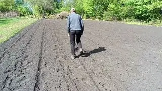 Сіємо кукурудзу. Сьогодні був мороз