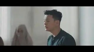 MELAMAR CEWEK YANG MENGUNAKAN CADAR