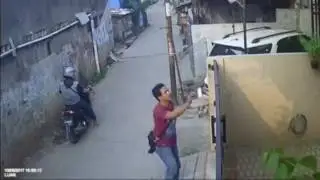 CCTV Maling Gagal Merampok Sebuah Rumah